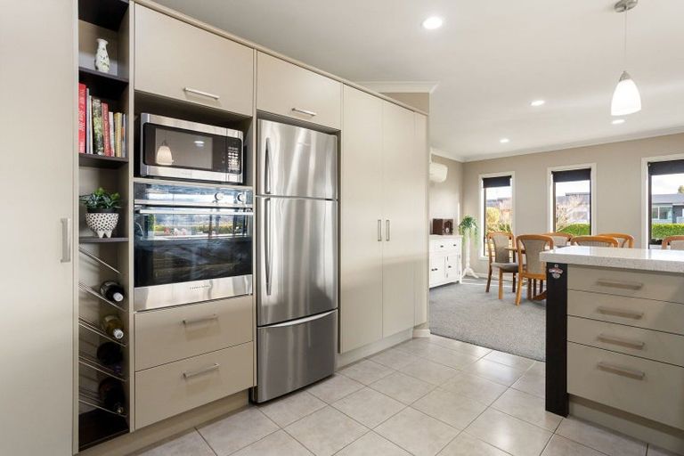 Photo of property in 2 Brancaster Place, Cambridge, 3434