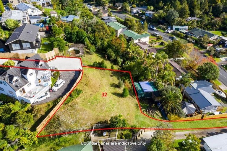 Photo of property in 32 Awaruku Road, Torbay, Auckland, 0630