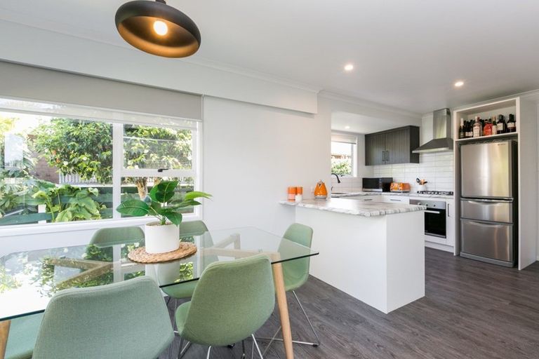 Photo of property in 14 Moorhouse Street, Taradale, Napier, 4112