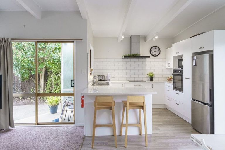 Photo of property in 19 Skerrett Crescent, Tamatea, Napier, 4112