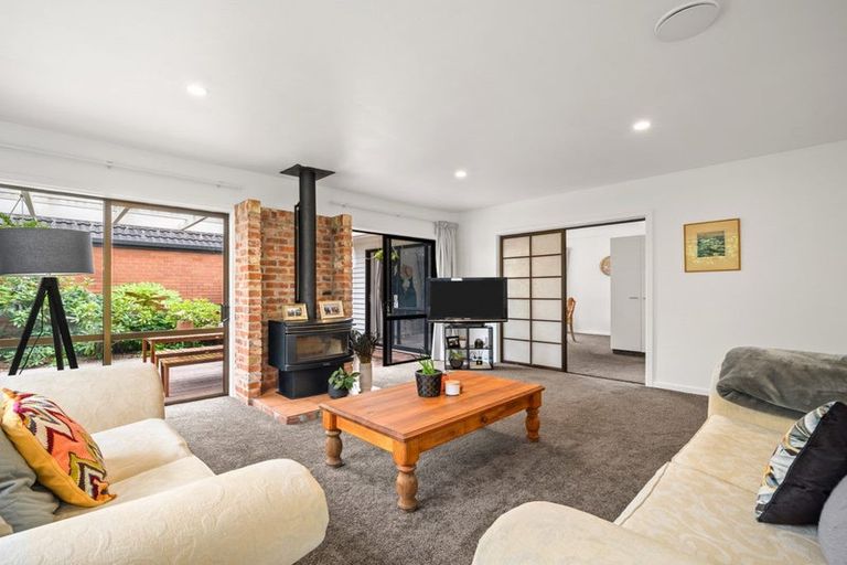 Photo of property in 1/180 Avonhead Road, Avonhead, Christchurch, 8042