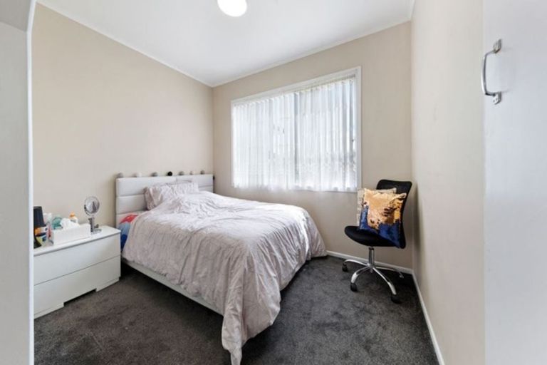 Photo of property in 14 Kohinoor Avenue, Mangere, Auckland, 2022