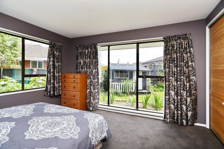 Photo of property in 12 Mayo Place, Belfast, Christchurch, 8051