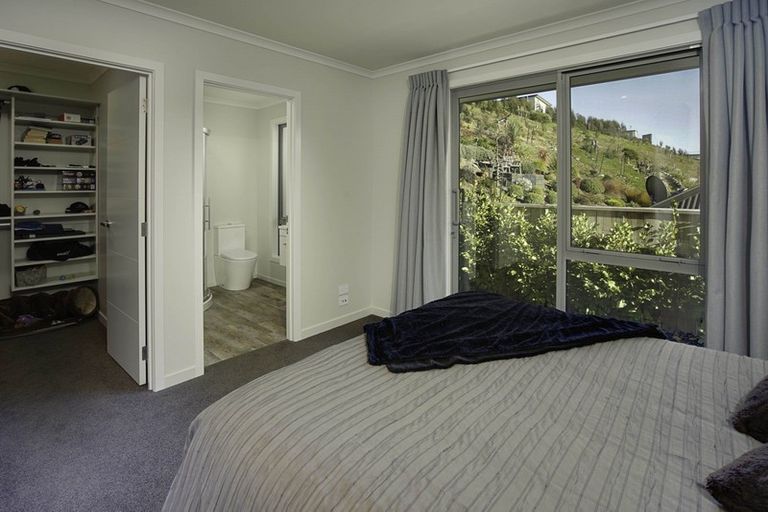 Photo of property in 16 Village Lane, Stoke, Nelson, 7011