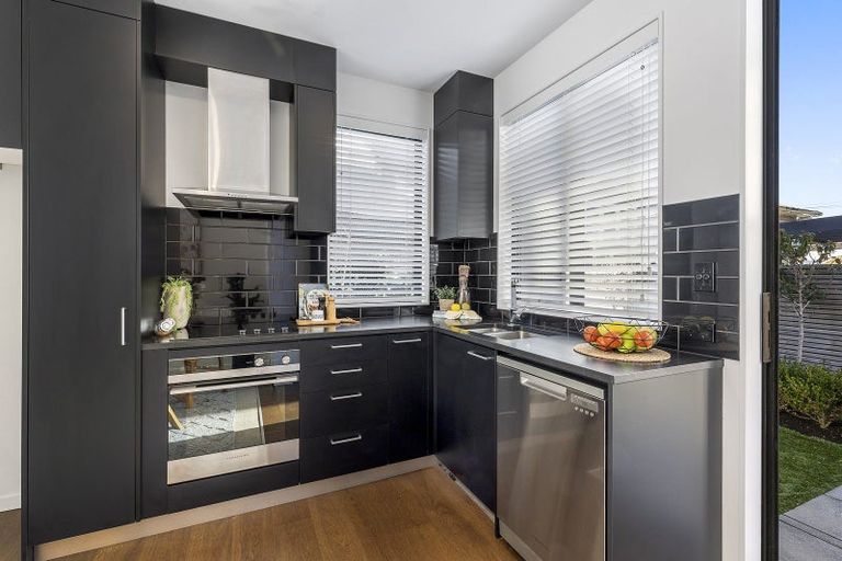 Photo of property in 6/20 Trent Street, Island Bay, Wellington, 6023