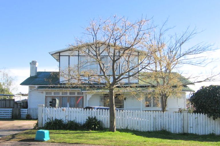 Photo of property in 4b Huia Avenue, Forest Lake, Hamilton, 3200