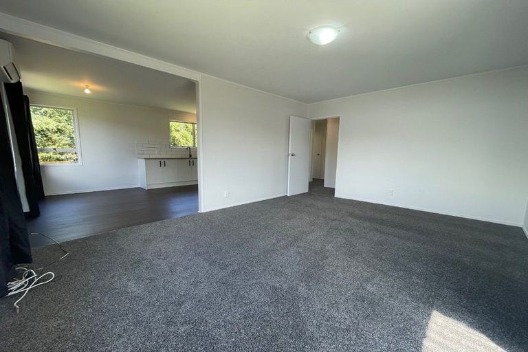 Photo of property in 10 Limond Street, Randwick Park, Auckland, 2105