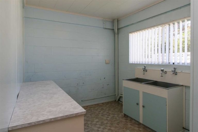 Photo of property in 6 Brookes Street, Inglewood, 4330