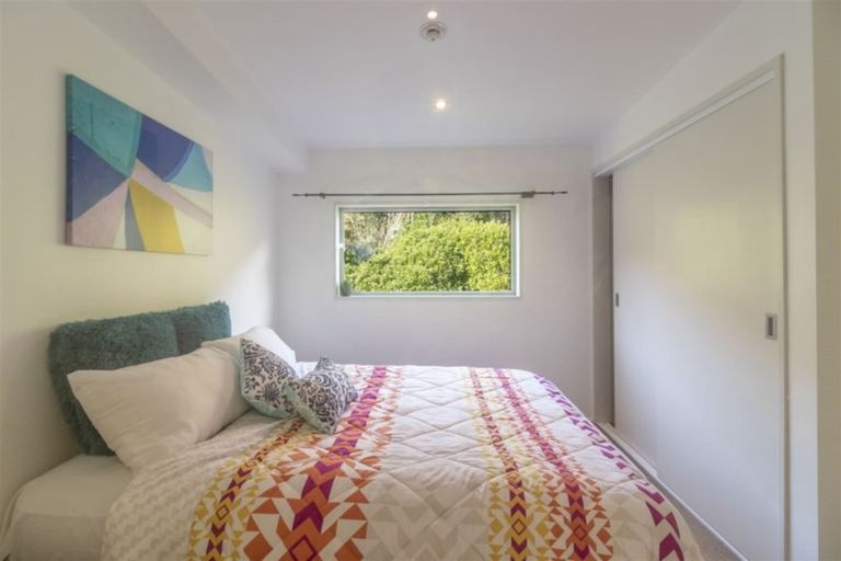 Photo of property in 49 Saddleback Grove, Karori, Wellington, 6012