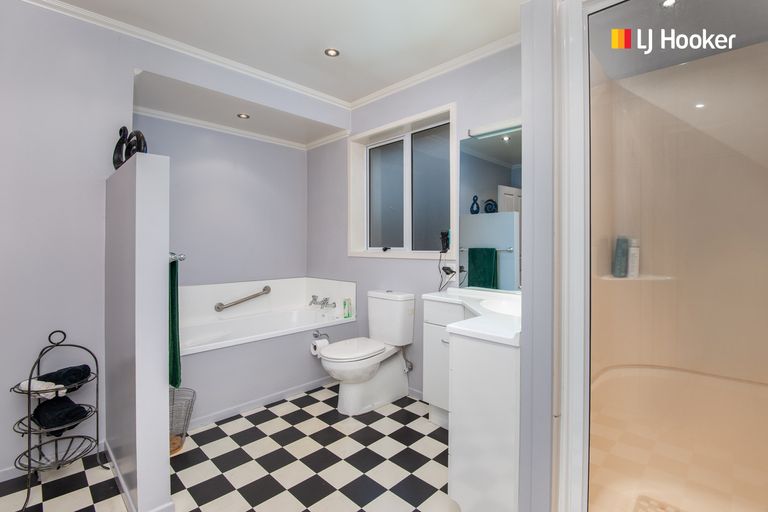 Photo of property in 84 Argyle Street, Mosgiel, 9024