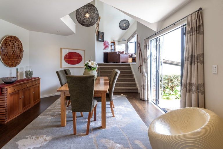 Photo of property in 9 Manor Park, Sunnyhills, Auckland, 2010