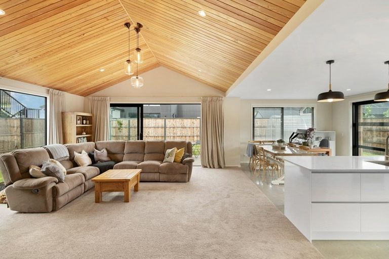 Photo of property in 12 Maize Street, Jacks Point, Queenstown, 9371