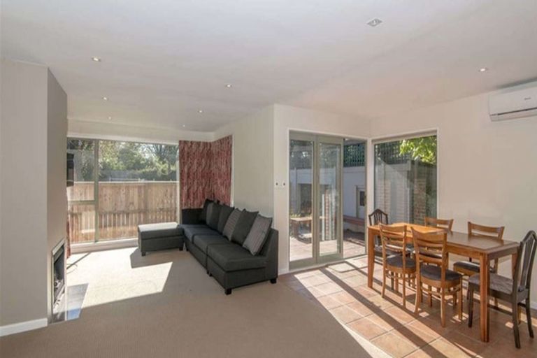 Photo of property in 18 Barlow Street, Ilam, Christchurch, 8041