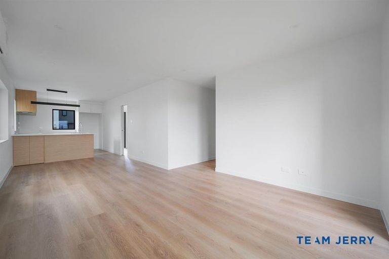 Photo of property in 123a Grove Road, Papakura, 2110