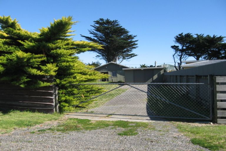 Photo of property in 14 Raukawa Street, Himatangi Beach, Foxton, 4891