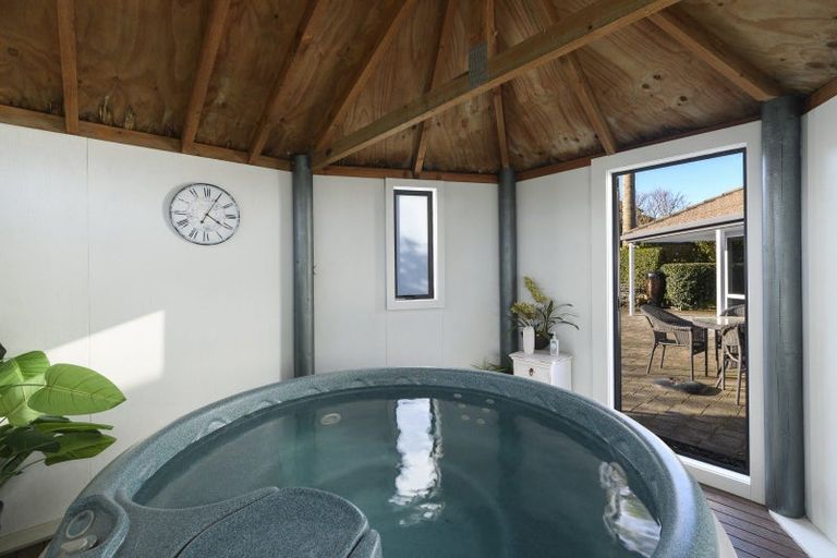 Photo of property in 43 Pah Street, Matua, Tauranga, 3110