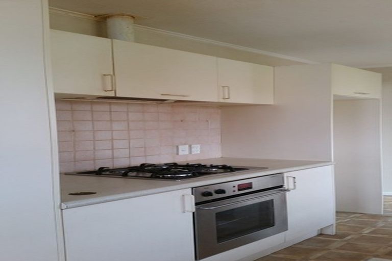 Photo of property in 19a Cutler Street, New Lynn, Auckland, 0600