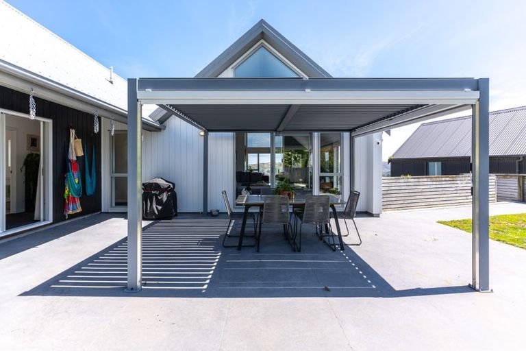 Photo of property in 42 Tea Tree Lane, Woodridge, Wellington, 6037