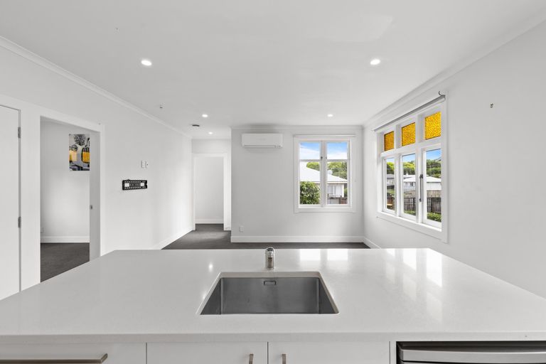 Photo of property in 30a Bent Street, Putaruru, 3411