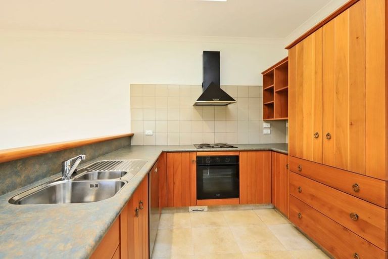 Photo of property in 1/19 Havelock Road, Havelock North, 4130