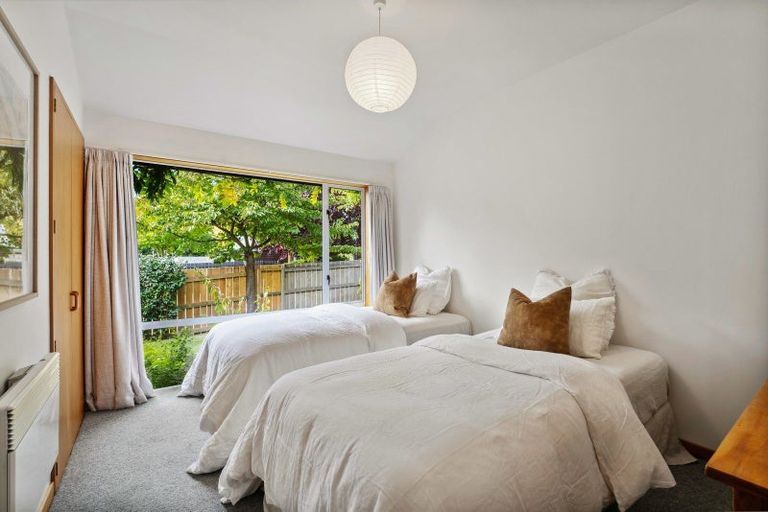 Photo of property in 15b Heuchan Lane, Wanaka, 9305