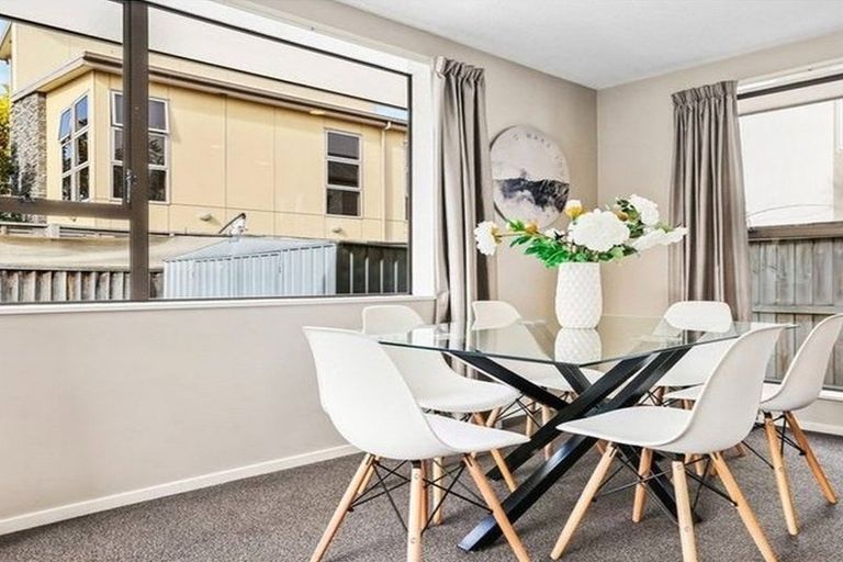 Photo of property in 1/100 Purchas Street, Edgeware, Christchurch, 8013