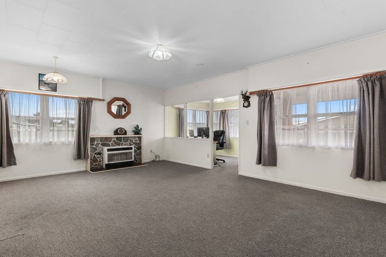 Photo of property in 7a Station Road, Khandallah, Wellington, 6035