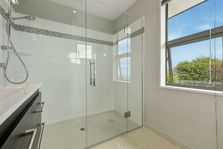 Photo of property in 260 Major Hornbrook Road, Mount Pleasant, Christchurch, 8081