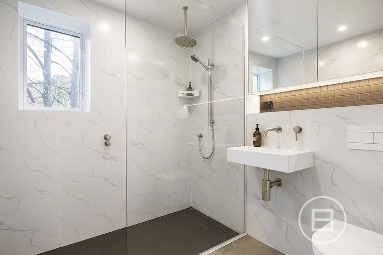 Photo of property in St Andrews Park, 9b Saint Mathews Place, Queenstown, 9300