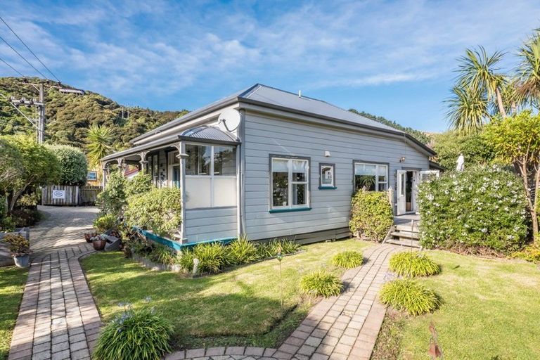 Photo of property in 192 Raumati Road, Raumati Beach, Paraparaumu, 5032