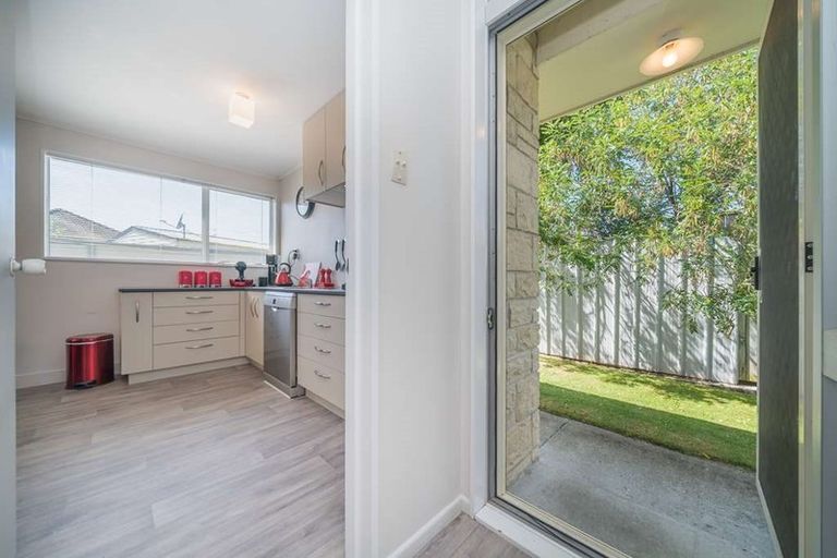 Photo of property in 56c Weston Avenue, Roslyn, Palmerston North, 4414