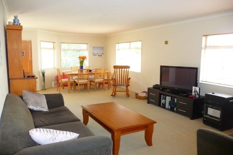 Photo of property in 3/148 Brightside Road, Stanmore Bay, Whangaparaoa, 0932