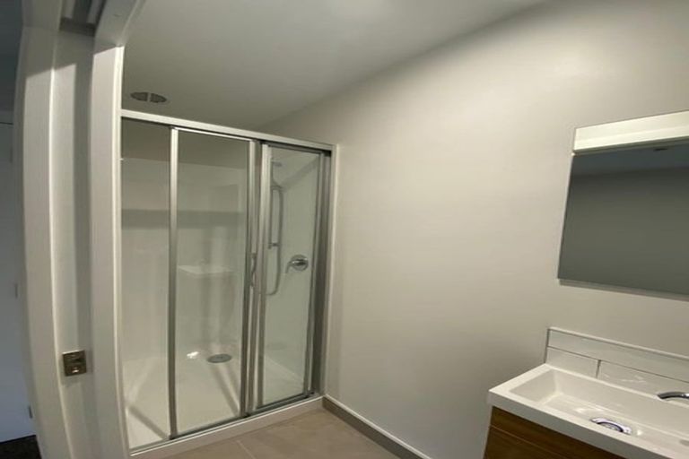Photo of property in 5 Pukakaho Lane, Papatoetoe, Auckland, 2025