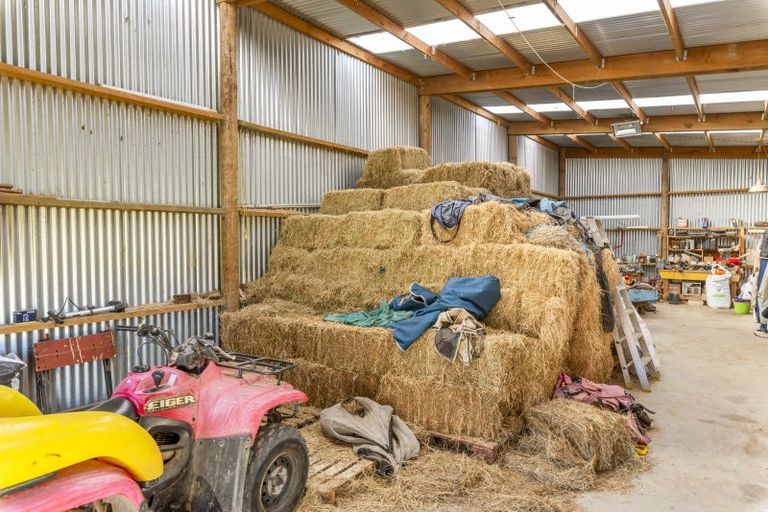 Photo of property in 84 Derham Road, Te Horo, Otaki, 5581