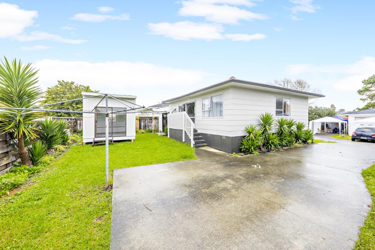 Photo of property in 1/14 Ririno Place, Manurewa, Auckland, 2102