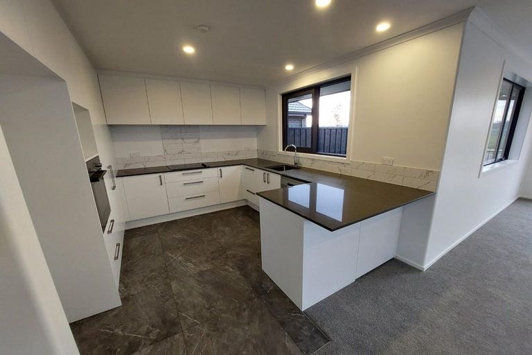 Photo of property in 4 Mcgrath Lane, Rangiora, 7400