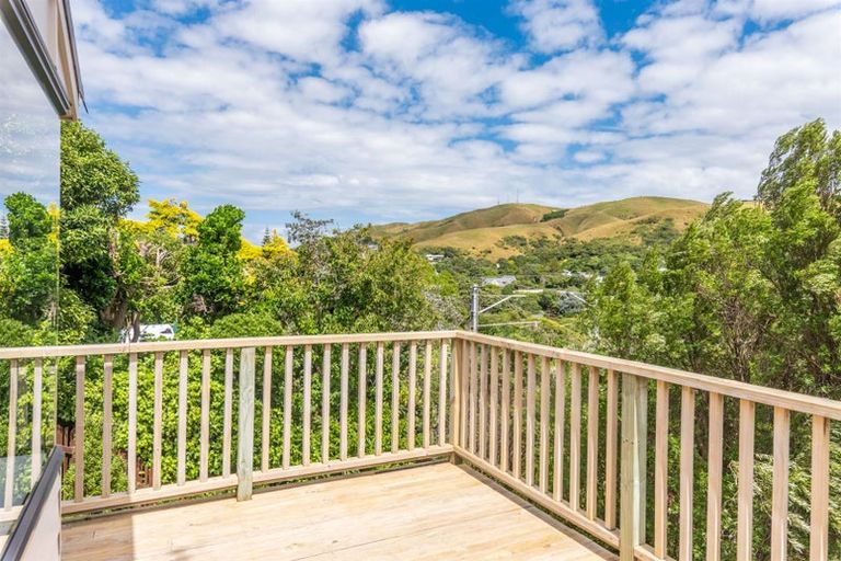 Photo of property in 15 Puketai Place, Pukerua Bay, 5026