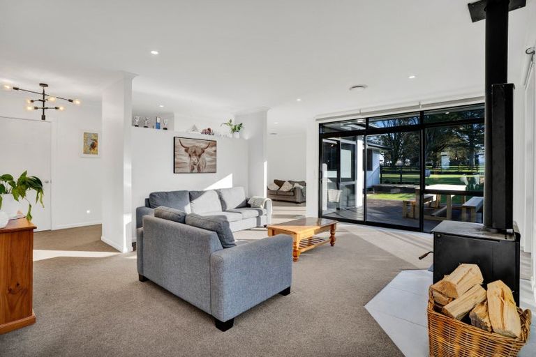 Photo of property in 13 Biron Place, Stratford, 4332