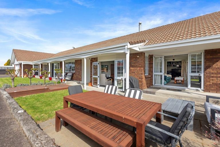 Photo of property in 12 Smiths Road, Matua, Tauranga, 3110