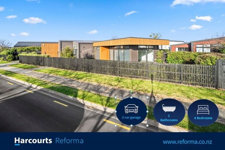 Photo of property in 2 Parachute Crescent, Papakura, 2110