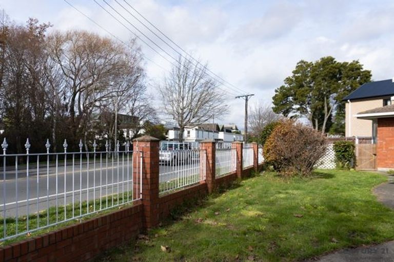 Photo of property in 111a Waimairi Road, Ilam, Christchurch, 8041