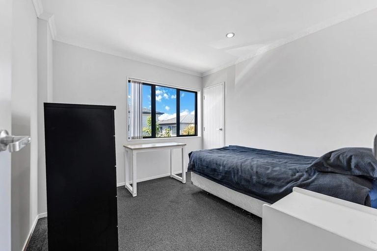 Photo of property in 46c Russell Road, Manurewa, Auckland, 2102