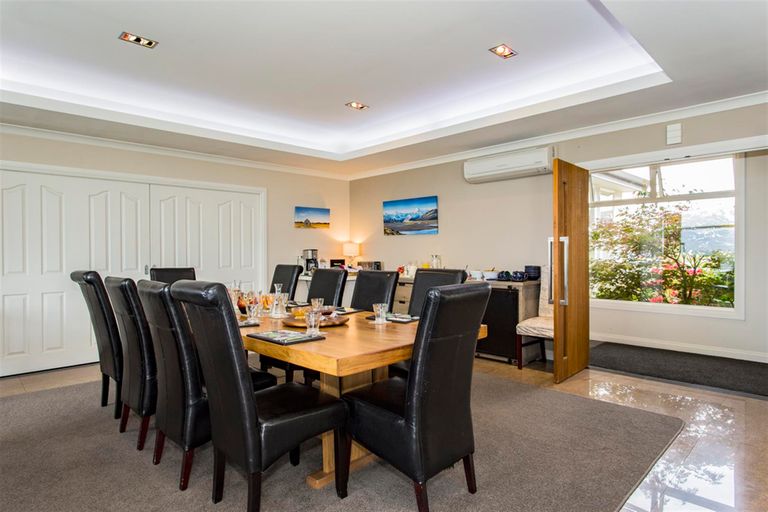 Photo of property in 2 Sams Place, Lake Tekapo, 7999