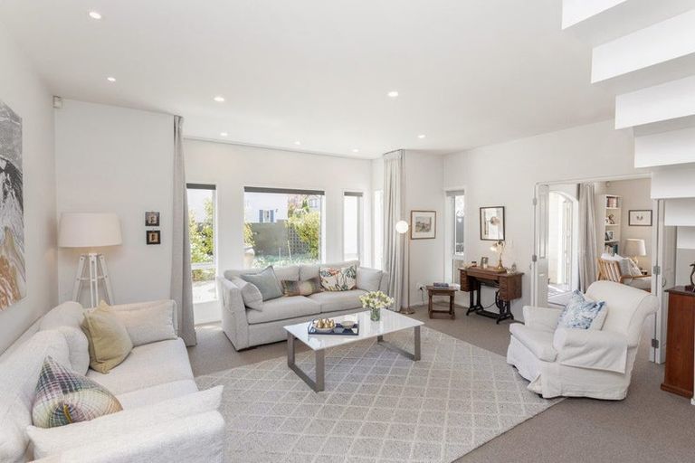 Photo of property in 30 Chateau Drive, Burnside, Christchurch, 8053