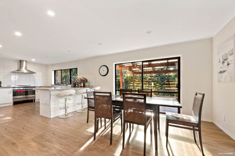 Photo of property in 20 Tatyana Place, Massey, Auckland, 0614