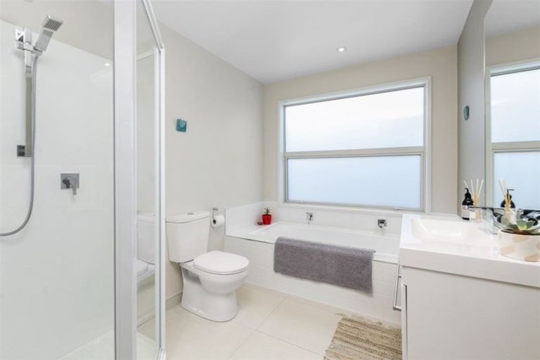 Photo of property in 14 Jacob Street, Brookfield, Tauranga, 3110