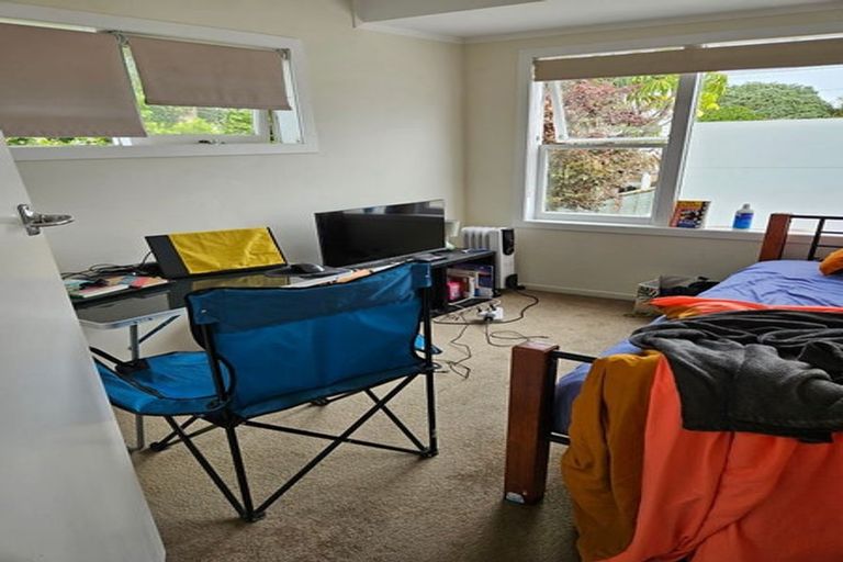 Photo of property in 1/26 Bayswater Avenue, Bayswater, Auckland, 0622