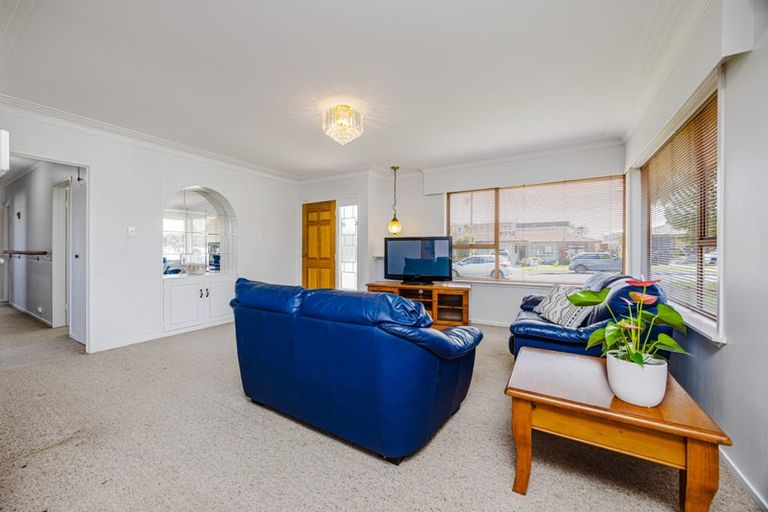 Photo of property in 21 Brynbela Court, Papakura, 2110