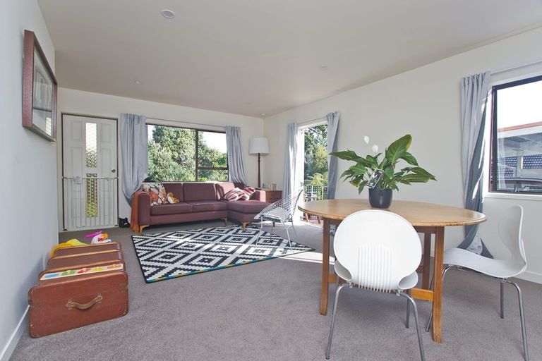 Photo of property in 3b Appleyard Crescent, Meadowbank, Auckland, 1072