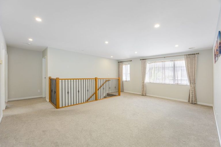 Photo of property in 42 Headland Drive, Long Bay, Auckland, 0630